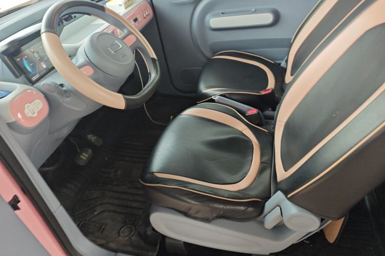 Used Bestune Pony 2025 222km Lightning Horse Left Front Seat