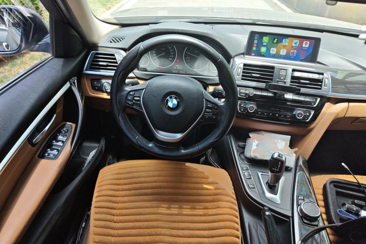 Used BMW 3 Series 2016 320Li Luxury Design Package Steering Wheel