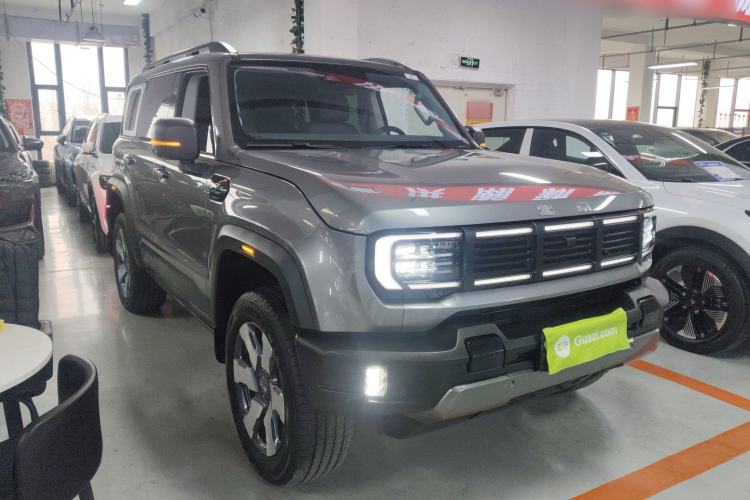 Used BAIC Off-Road BJ40 Electric Drive 2025 Advanced Edition Front Right 45 Deg