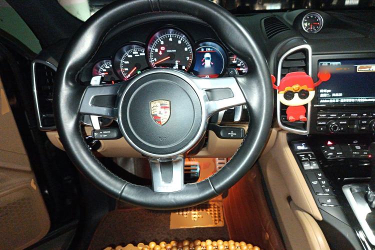 Used Porsche Cayenne 2014 Cayenne Platinum Edition 3.0T