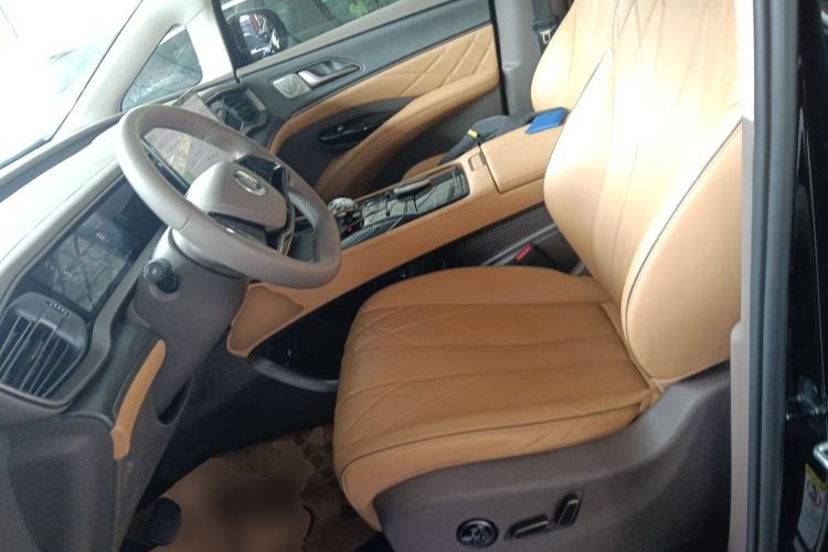 Used Denza D9 2022 DM-i 970 Four-Wheel Drive Flagship Model