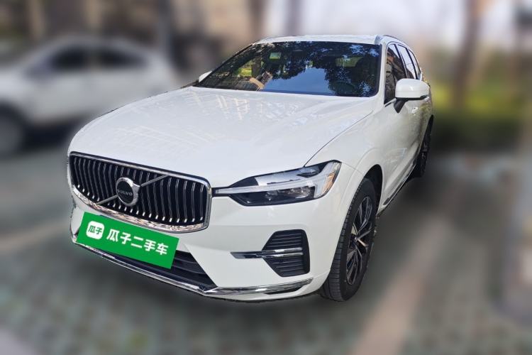 Used Volvo XC60 2023 B5 4x4 Smart Luxury Edition