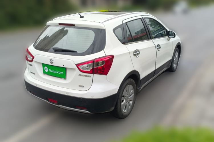 Used Suzuki S-Cross 2014 1.6L Manual Two-Wheel Drive Elite Model Rear Right 45 Deg