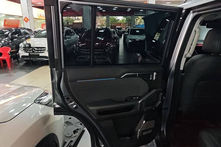 Used JETOUR Traveler 2023 2.0T All-Wheel-Drive CrossPRO