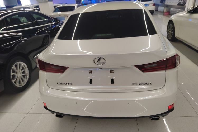 Used Lexus IS 2015 200T Fēngshàng Edition