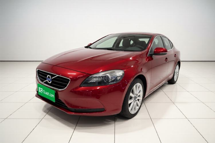 Used Volvo V40 2016 T3 Zhiyi Edition Guazi used car, China used car export, Used car for sale, Used  cars, Cheapest cars for sale