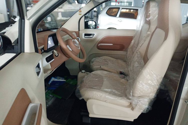 Used Wuling Hongguang MINIEV 2024 3rd Generation 215km Youth Edition