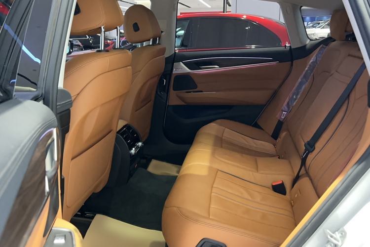 Used BMW 6 Series GT 2022 630i Luxury Design Package