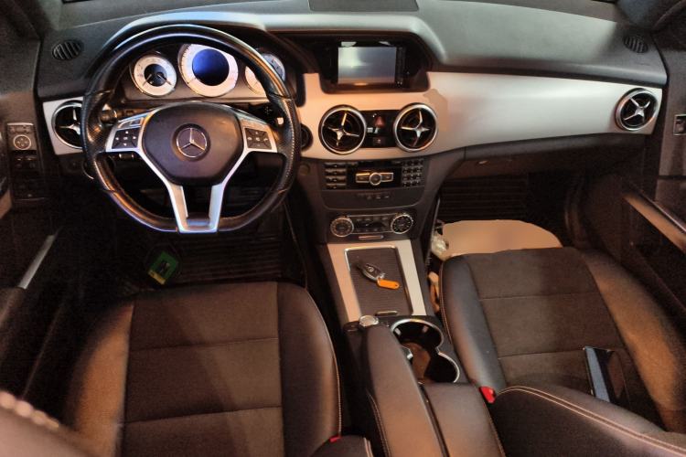 Used Mercedes-Benz GLK-Class 2015 GLK 260 4MATIC Dynamic Edition Ultimate Version
