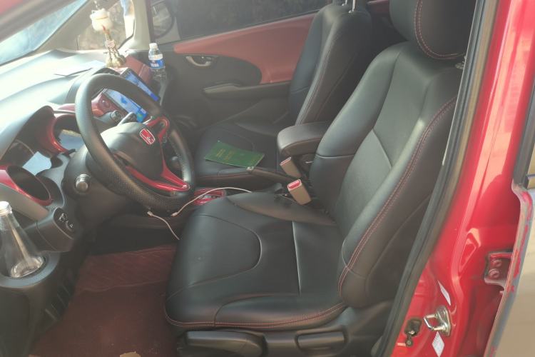 Used Honda Fit 2008 1.5L automatic luxury edition
