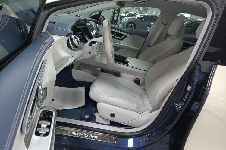 Used Mercedes-Benz EQE 2022 350 First Edition Special Version