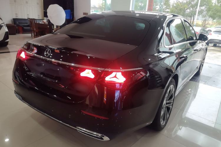 Used Mercedes-Benz E-Class 2025 Facelift E 300 L Luxury Edition