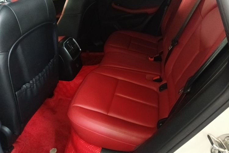 Used Porsche Macan 2018 Macan 2.0T
