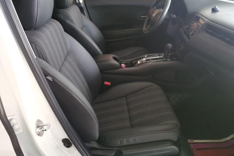 Used Honda Vezel 2016 1.8L CVT Front-Wheel Drive Pioneer Edition
