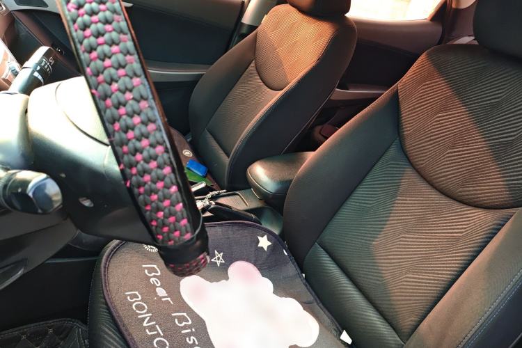 Used Hyundai Elantra (5th Generation / Langdong) 2012 1.6L Manual Leading Model