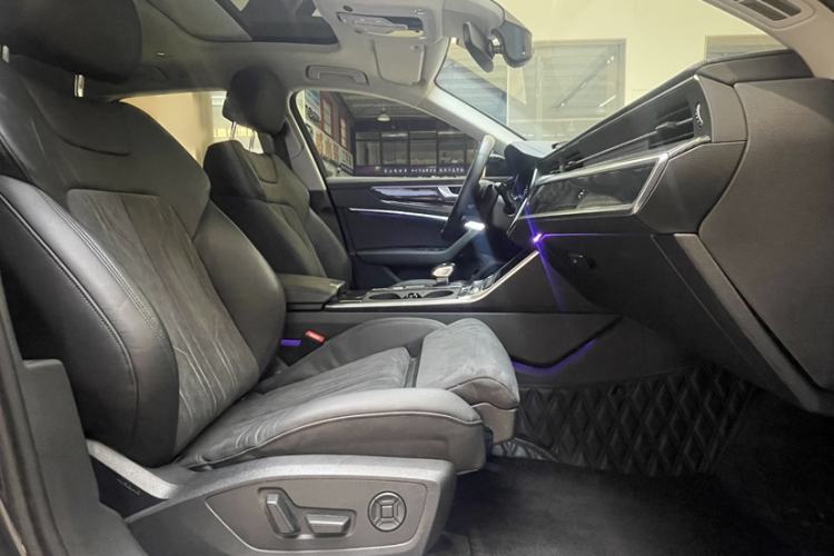 Used Audi A6 2023 Avant Futurist 45 TFSI Prestige Dynamic Edition Interior 4