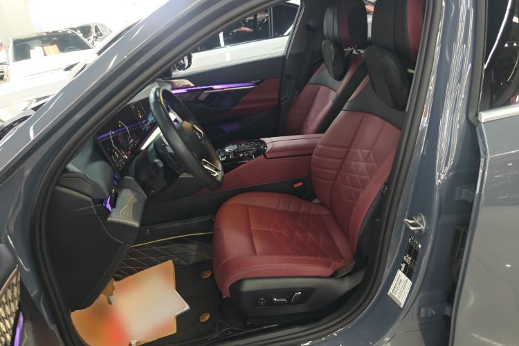 Used BMW 5 Series 2024 530Li Luxury Edition M Sport Package