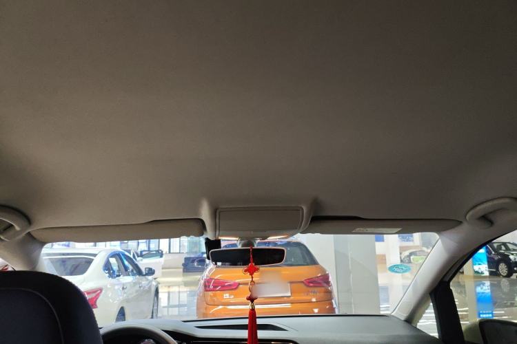 Used Volkswagen Touran 2016 Volkswagen Touran L 280TSI DSG Comfort Edition Headliner