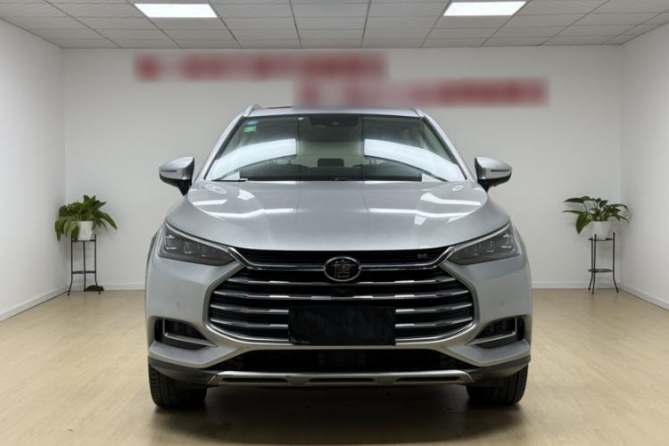 Used BYD Tang 2019 2.0T Automatic SmartConnect Luxury Version 5 Seats China VI Standard
