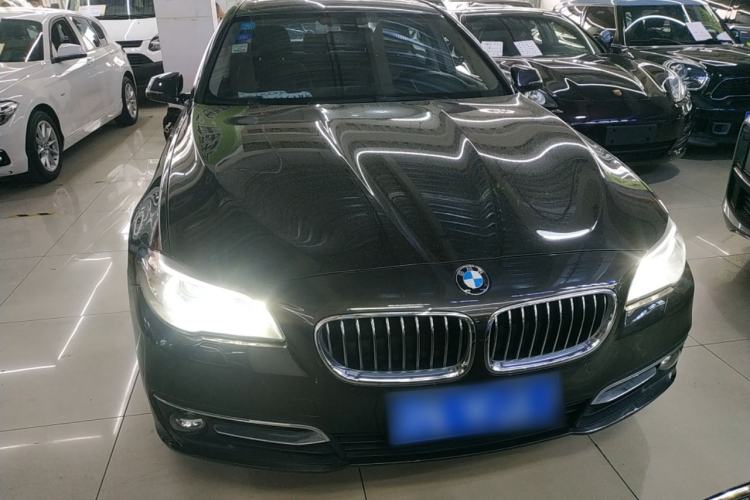 Used BMW 5 Series 2014 525Li Luxury Design Package
