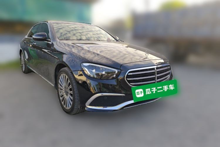 Used Mercedes-Benz E-Class 2021 E 260 L Front Right 45 Deg