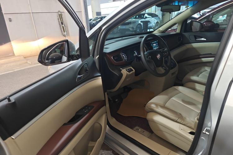 Used Buick GL8 2017 25S Comfort Version China V Standard

