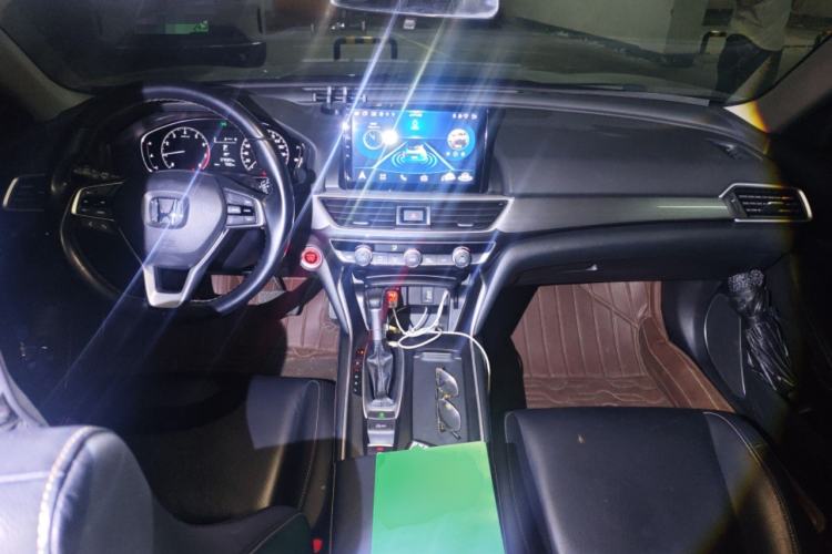 Used Honda Inspire 2019 260TURBO Elegant Edition China VI Emission Standard Center Console