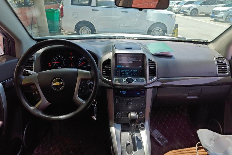 Used Chevrolet Captiva 2014 2.4L 4x4 Flagship Edition 7 Seats