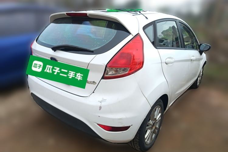 Used Ford Fiesta 2013 Hatchback 1.5L Automatic Fashion Edition
