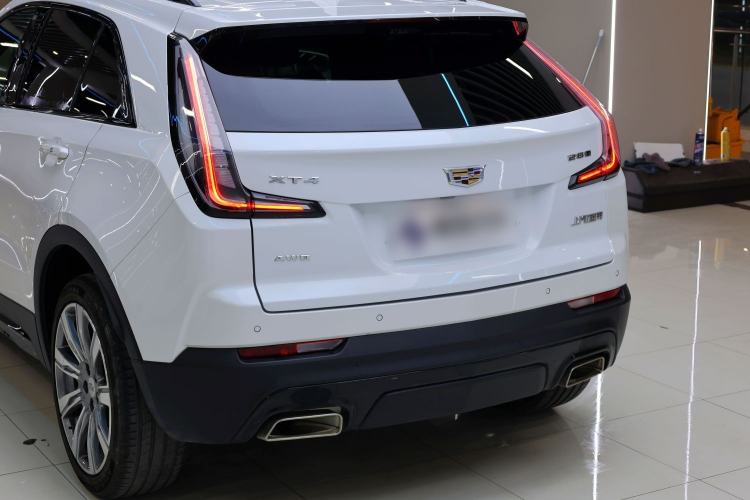 Used Cadillac XT4 2020 28T 4x4 Platinum Sport Edition Exterior 4