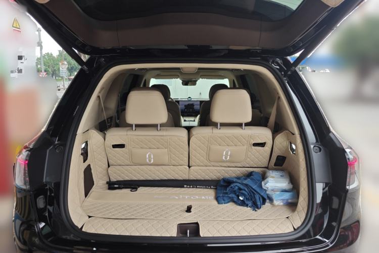 Used Hima AITO M9 2024 Range-Extended Ultra Version 42 kWh 6-Seater Model Trunk