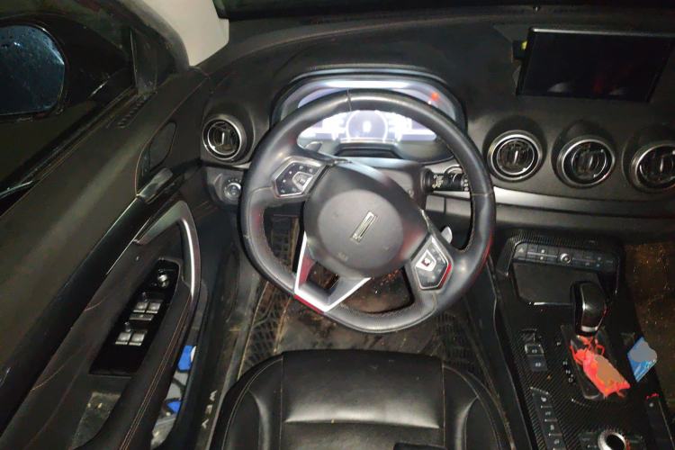 Used Wey VV7 2017 2.0T Ultra-Luxury Version
