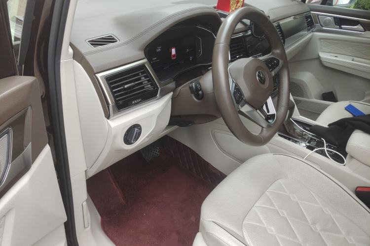 Used Volkswagen Viloran 2020 380TSI Prestige Edition Driver Seat