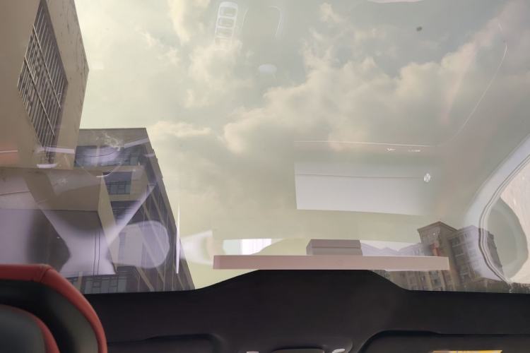 Used Xiaomi Auto SU7 2024 Four-Wheel Drive Ultra-Long Range Advanced Intelligent Driving Max Edition