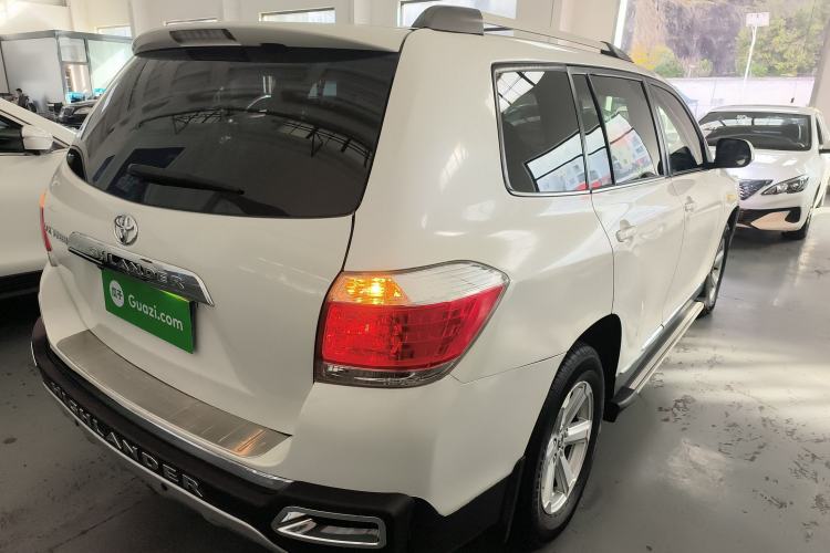Used Toyota Highlander 2012 2.7L 2WD 5-Seater Elite Edition
