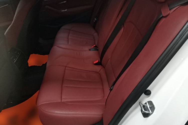 Used BMW 5 Series 2019 Facelifted 530Li Leading Edition M Sport Package Left Rear Seat