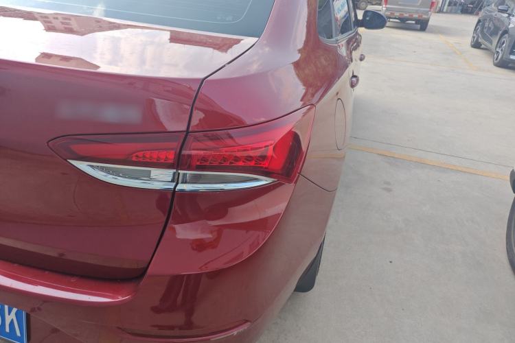 Used Buick GT 2021 Revised Version Flagship 1.5L Automatic Elite Edition Right Rear Taillight