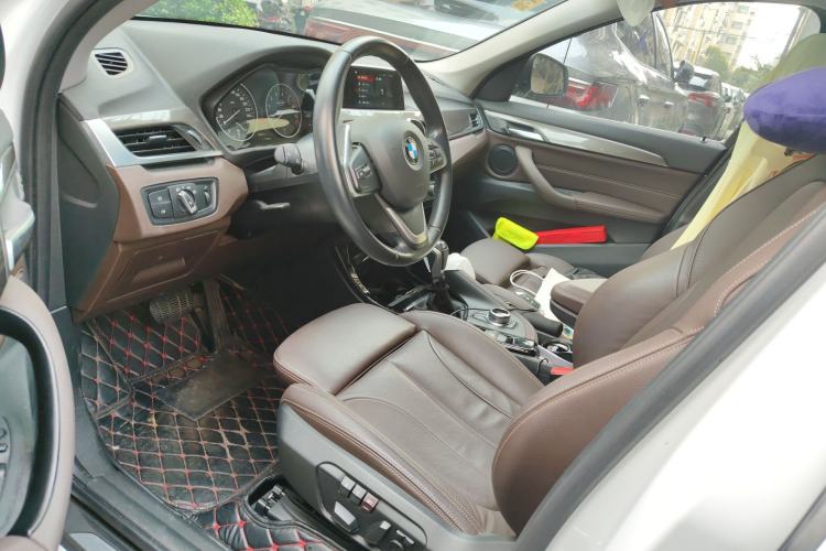 Used BMW X1 New Energy 2018 xDrive25Le Luxury Model Left Front Seat