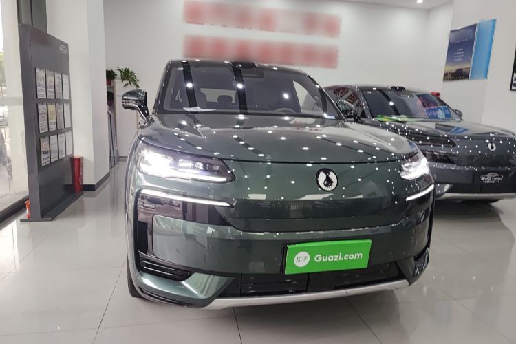 Used Denza N9 2025 Flagship Model Front