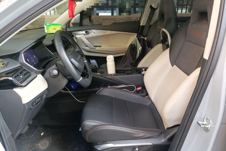 Used Lynk & Co 06 EM-P 2022 PHEV 84 km Range Pro Version Left Front Seat