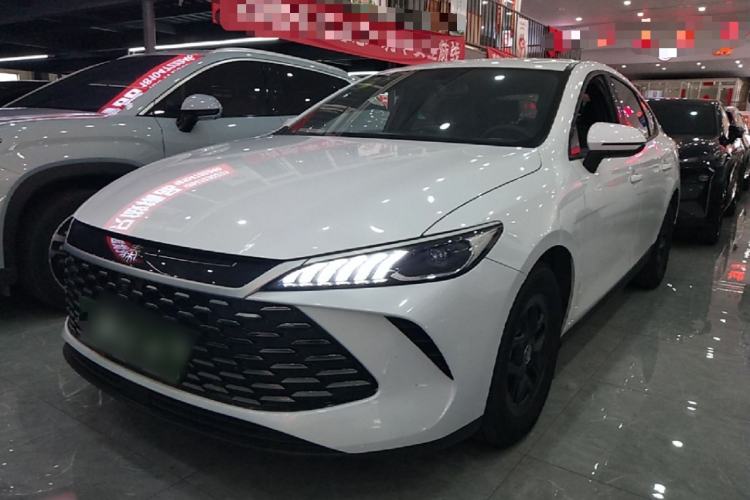 Used BYD Qin PLUS 2025 DM-i Smart Drive 55KM Leading Model