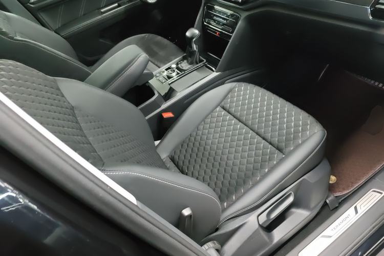 Used Volkswagen Teramont X 2020 Facelift 380TSI Four-Wheel Drive Luxury Edition Right Front Seat