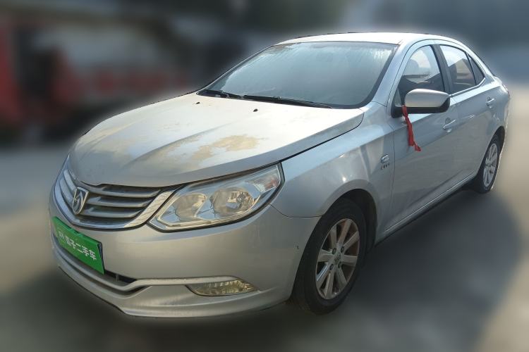 Used Baojun 630 2011 1.5L manual Comfort trim level