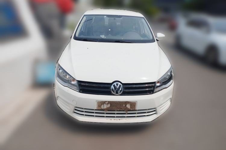 Used Volkswagen Jetta 2015 1.4L Manual Fashion Model Front