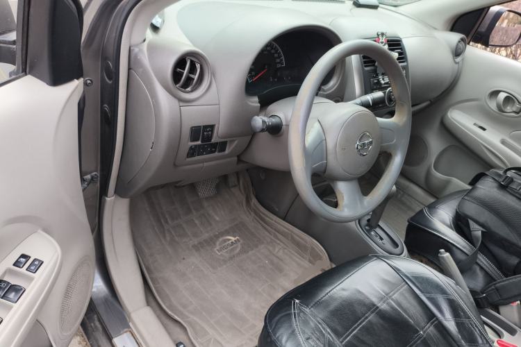 Used Nissan Sunny 2011 1.5XE CVT Comfort Edition Driver Seat