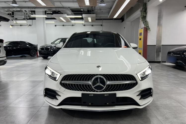 Used Mercedes-Benz A-Class 2022 Revised Version A 200 L Sport Sedan Fashionable Style Exterior 5