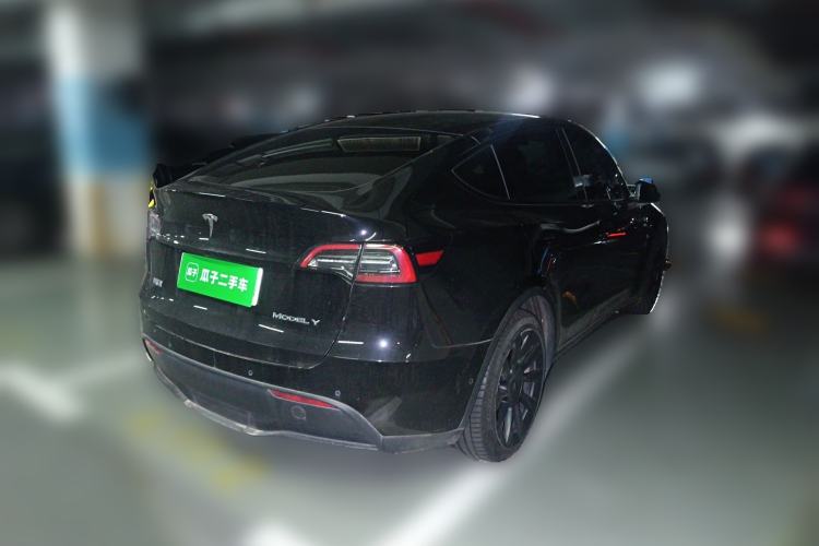 Used Tesla Model Y 2021 Long-Range All-Wheel-Drive Version