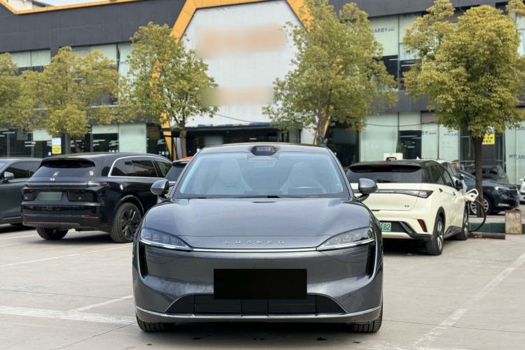 Used Hima Luxeed R7 2024 All-Electric 802 km Max