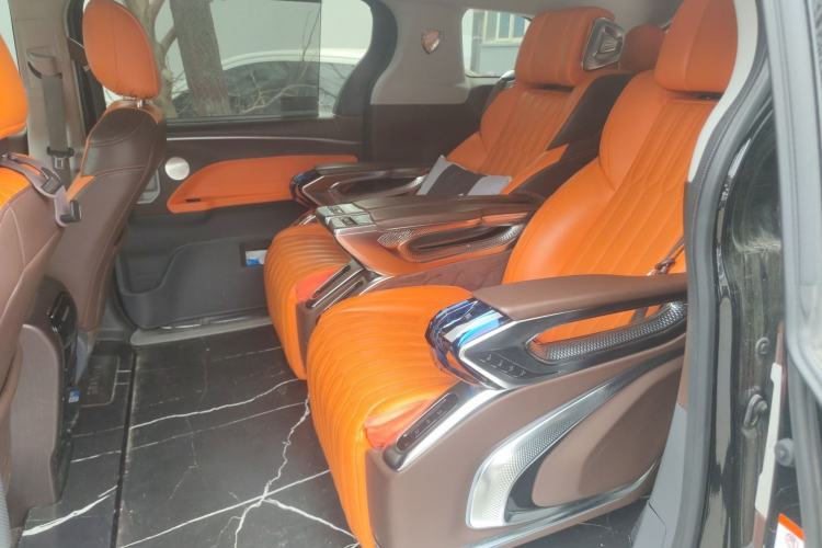 Used Toyota Granvia 2023 2.5L Hybrid Comfort Edition