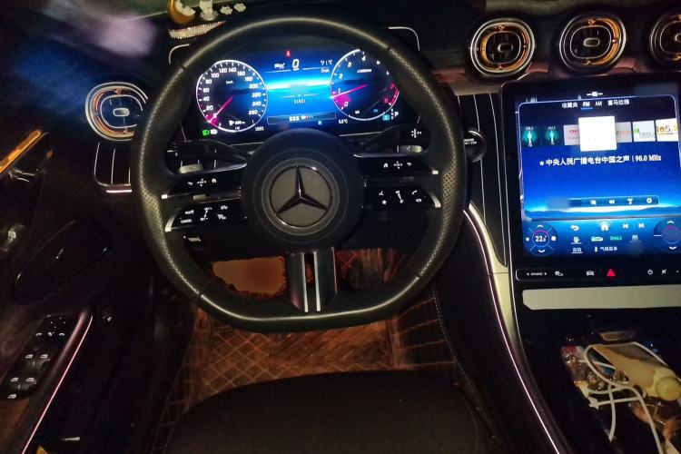 Used Mercedes-Benz C-Class 2023 Second Facelift C 260 L Steering Wheel